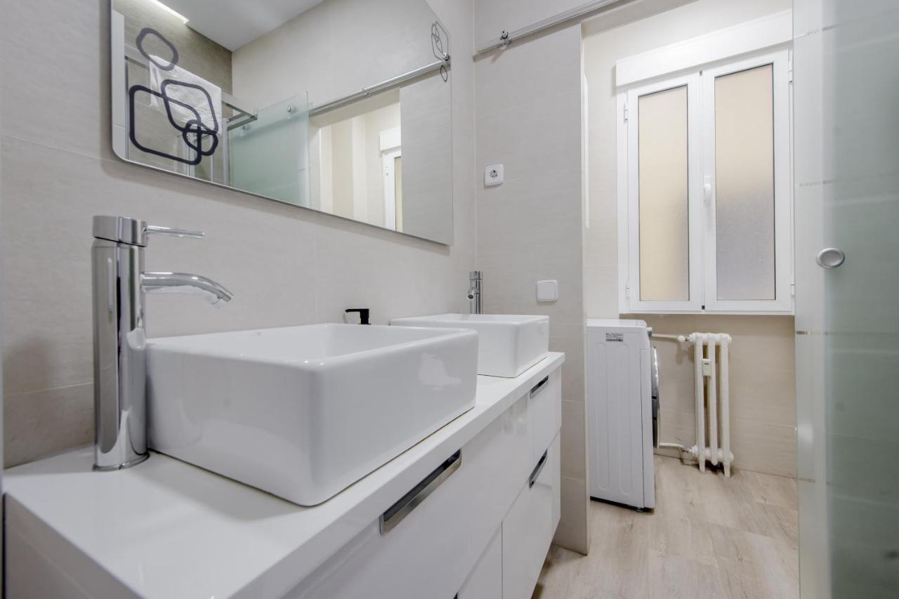 Elegante Apartamento En El Centro De Madrid Appartamento Esterno foto