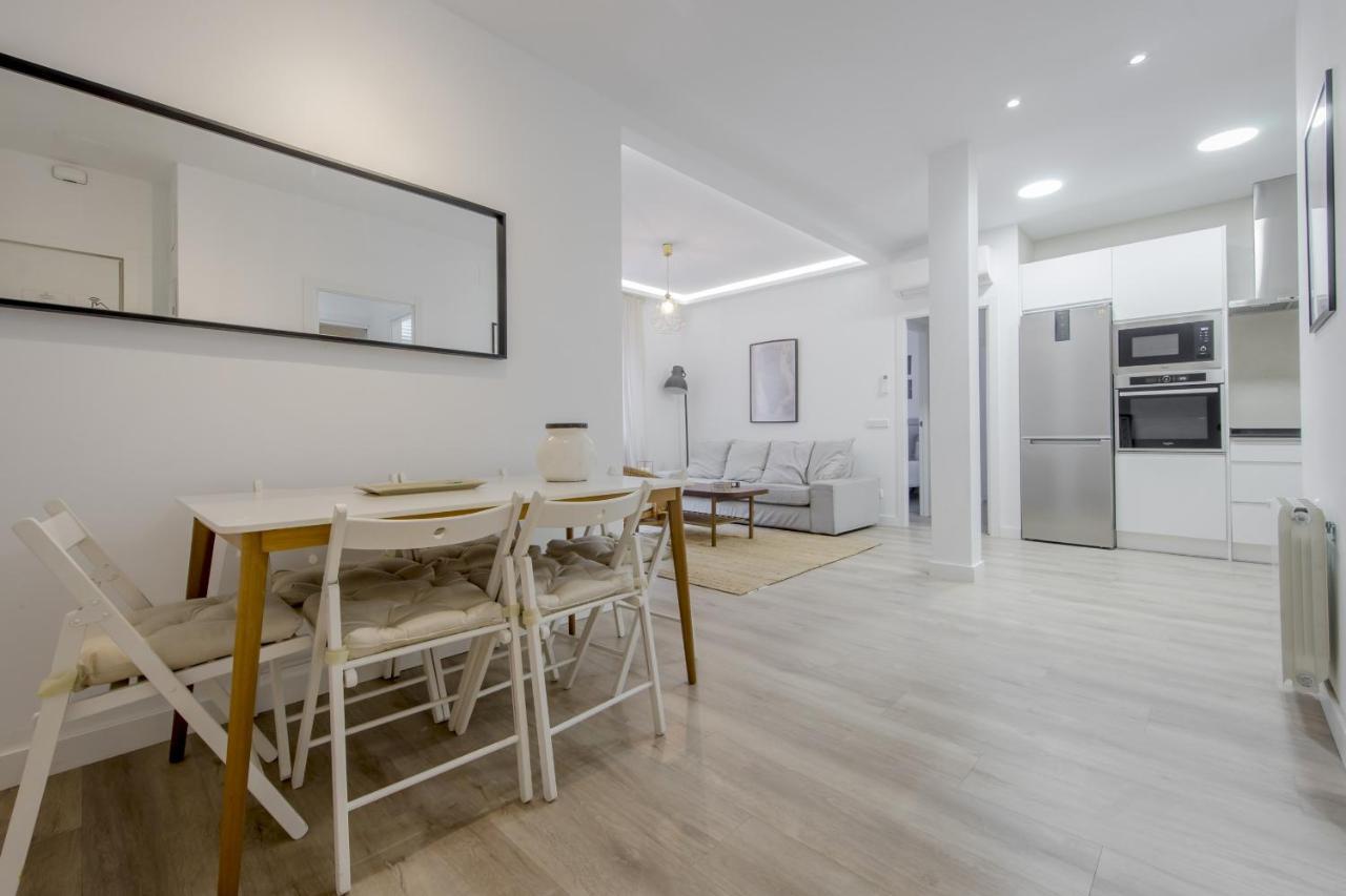 Elegante Apartamento En El Centro De Madrid Appartamento Esterno foto