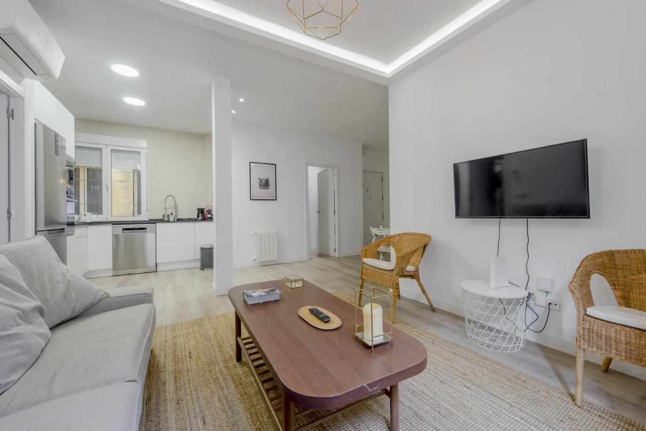 Elegante Apartamento En El Centro De Madrid Appartamento Esterno foto